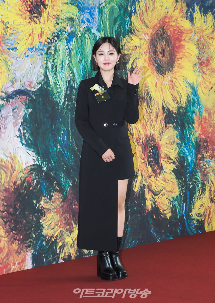 '2023 브랜드 고객 충성도 대상' 포토월 행사(흰(박혜원)) 2023.05.02 사진 ⓒ아트코리아방송 이용선 기자​