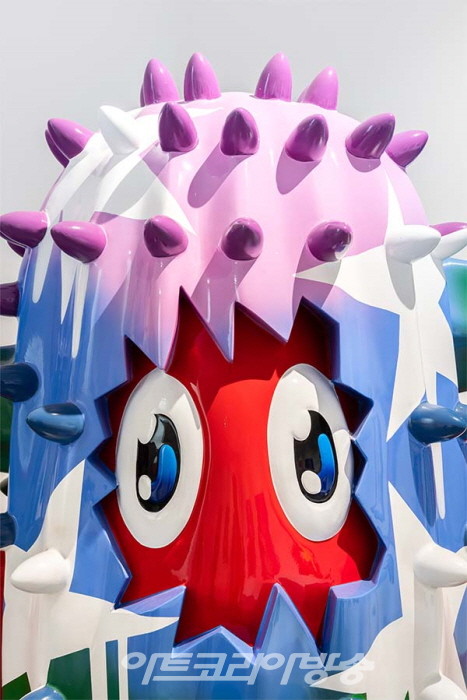 더페이지 갤러리, 필립 콜버트_Flower Study XXIV, 2021, Oil on canvas, 163 × 132 × 5cm