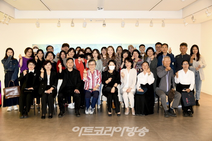 임선자 박사청구전 ‘From Below-아래로 부터’