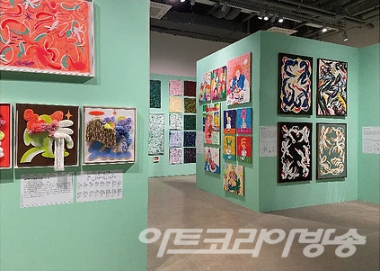 이상한 나라의 괴짜들 展 전시장 전경 [이미지 = K현대미술관]