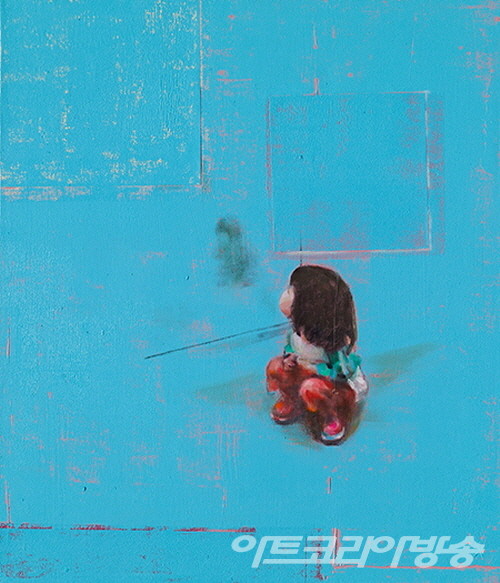 손미량 作 _ 전시장에 온 아이_45x53cm_oil on canvas_2023