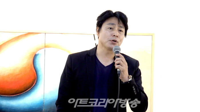 조영남 초대전 '한국의 팝아트에 관하여' 개막식-테너 임철호