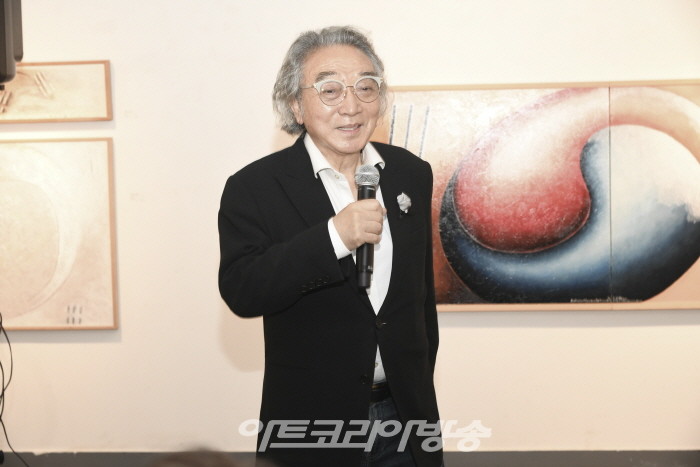 조영남 초대전 '한국의 팝아트에 관하여' 개막식-고학찬 전 예술의전당 사장