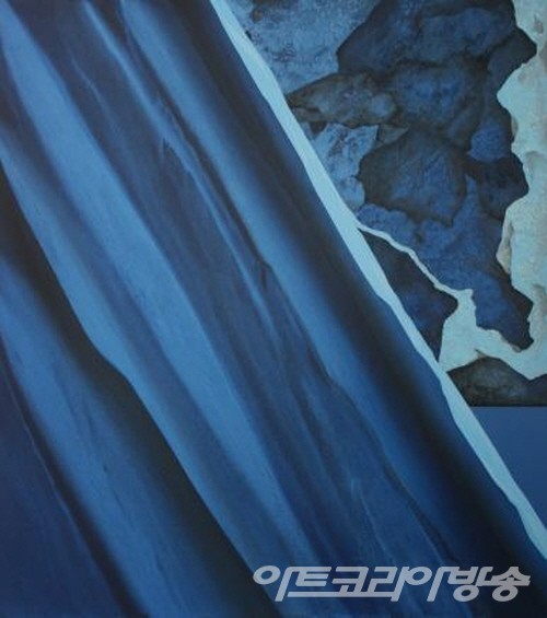 Anna Membrino 作_Cratered 2020_Acrylic on canvas_111.8x99.1cm