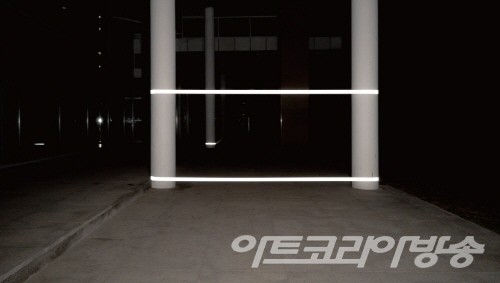 김명우 作_Reflective crack No.01_Digital Print_80x140cm_2021