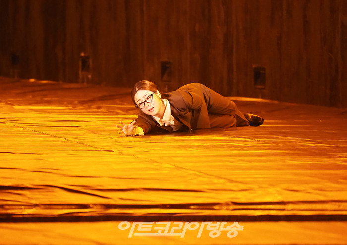 연극 '오셀로' 프레스콜(에밀리아 역 이자람) 2023.05.18 사진 ⓒ아트코리아방송 이용선 기자​