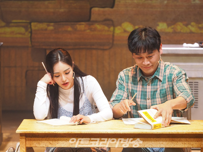 뮤지컬 '빠리빵집' 프레스콜(미연 역 임예진, 동준 역 김대곤) 2023.05.19 사진 ⓒ아트코리아방송 이용선 기자