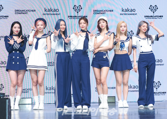 드림캐쳐 여덟 번째 미니앨범 '아포칼립스 : 프롬 어스'(Apocalypse : From us) 발매 기념 쇼케이스(왼쪽부터 수아-한동-시연-지유-유현-가현-다미) 2023.05.24 사진 ⓒ아트코리아방송 이용선 기자