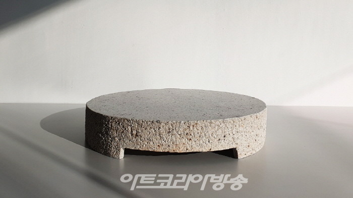 전국공예자랑_김시월 양구백토 원형트레이