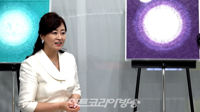 나비작가 김현정의 ‘Interstellar’