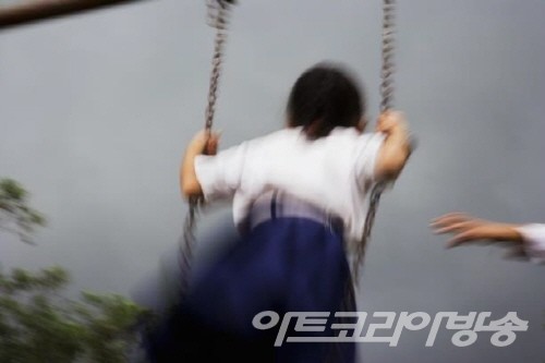 이경희 作 _ The Seventh Sense_120x80cm_Archival pigment print_2009