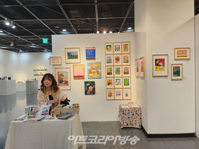 디자인아트페어 2023 '청춘별곡 전시작품'