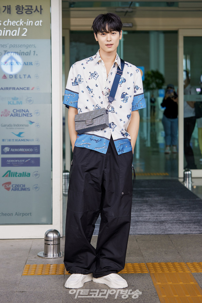 더보이즈 주연이 펜디(FENDI) SS24 남성 패션쇼 참석차 6월 14일 인천 국제공항을 통해 피렌체로 출국했다. 제공 펜디