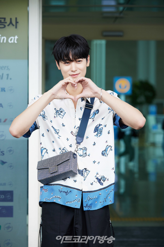 더보이즈 주연이 펜디(FENDI) SS24 남성 패션쇼 참석차 6월 14일 인천 국제공항을 통해 피렌체로 출국했다. 제공 펜디