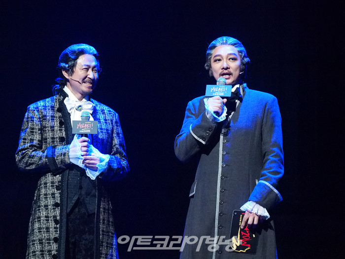뮤지컬 '모차르트!' 프레스콜(레오폴트 모차르트 역 역 서범석, 홍경수). 2023.06.20 사진 ⓒ아트코리아방송 이용선 기자