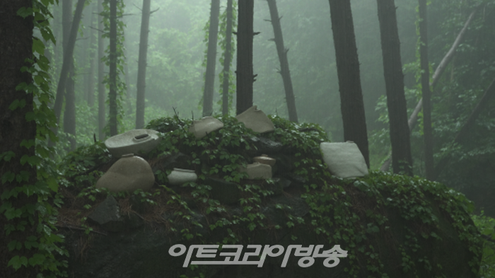 심다은 개인전 '인간의 암석 Humanrock'