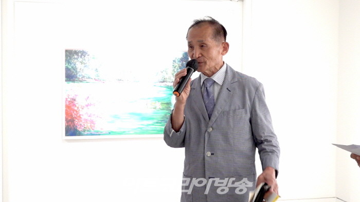 내빈소개 권의철 국전작가협회 운영위원장