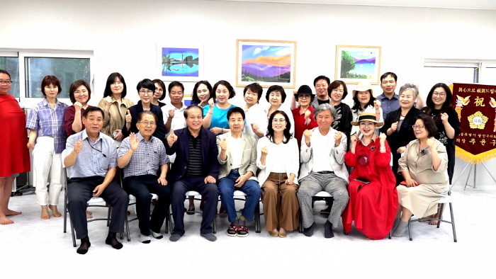 장귀순 모바일 화가 ‘바람의 향기’