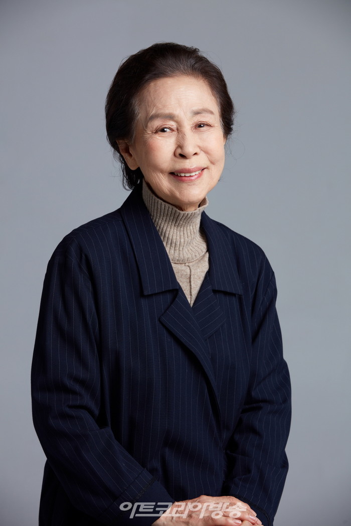 연극 '토카타' 포스터(손숙)  제공 신시컴퍼니