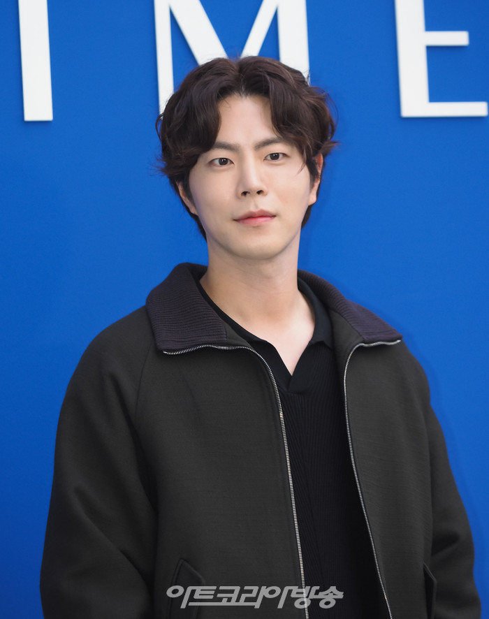 2023 FW '더 타임'(The TIME) 컬렉션 포토월 행사(홍종현) 2023.07.06 사진 ⓒ아트코리아방송 이용선 기자