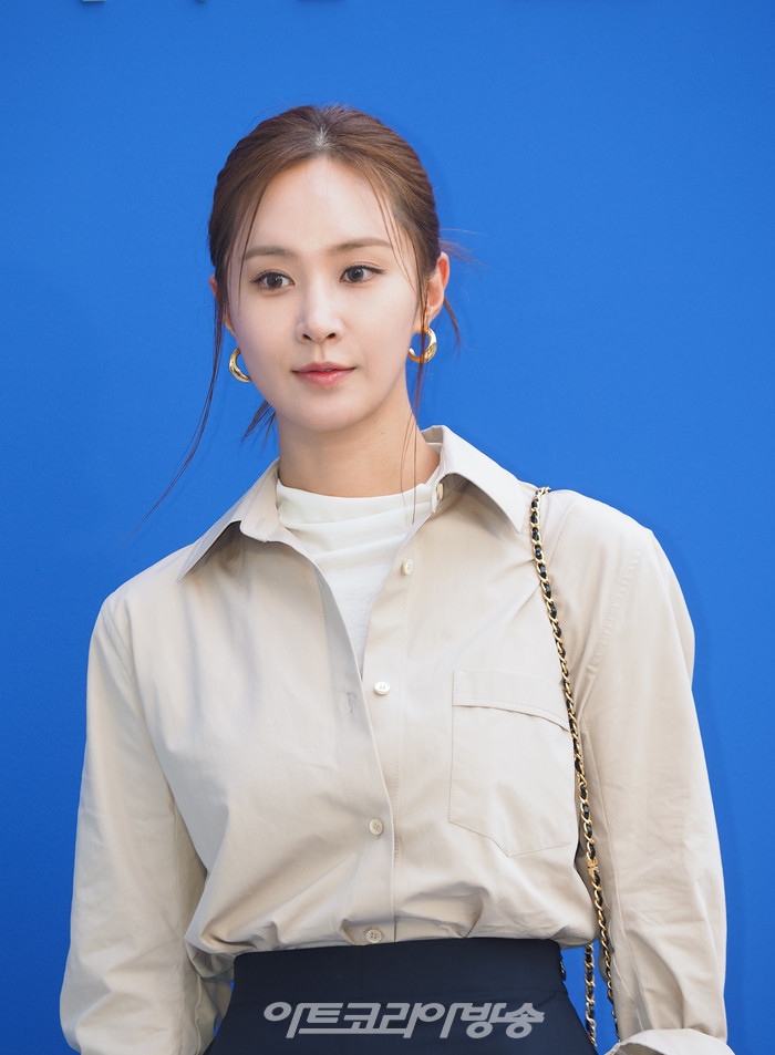 2023 FW '더 타임'(The TIME) 컬렉션 포토월 행사(소녀시대 유리) 2023.07.06 사진 ⓒ아트코리아방송 이용선 기자