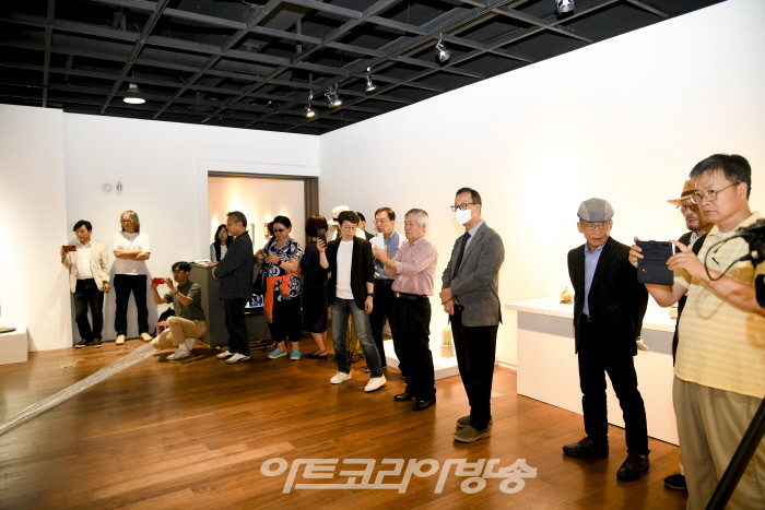 IACC 현대공예 국제조형예술협회 ‘빛을 담다’ 展