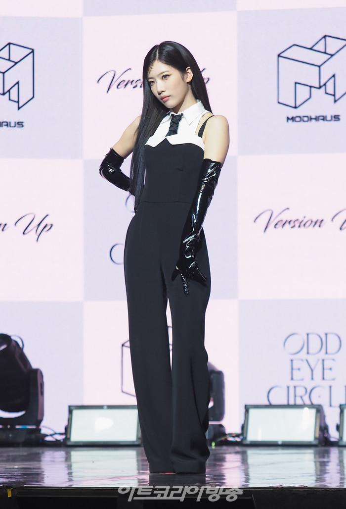 오드아이써클(ODD EYE CIRCLE) 미니앨범 '버전 업'(Version Up) 발매 기념 쇼케이스(김립) 2023.07.12 사진 ⓒ아트코리아방송 이용선 기자