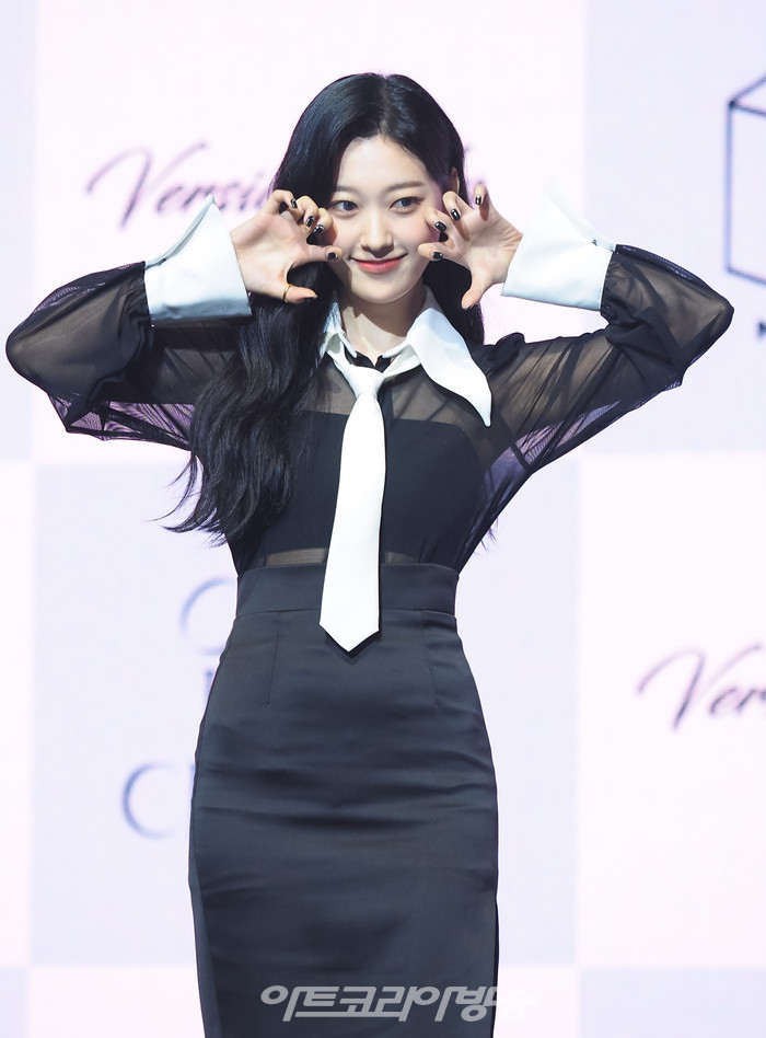 오드아이써클(ODD EYE CIRCLE) 미니앨범 '버전 업'(Version Up) 발매 기념 쇼케이스(최리) 2023.07.12 사진 ⓒ아트코리아방송 이용선 기자