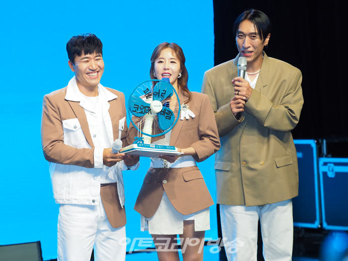 혼성그룹 코요테 디지털 싱글 '바람' 발매 기념 쇼케이스(김종민-신지-빽가) 2023.07.12 사진 ⓒ아트코리아방송 이용선 기자