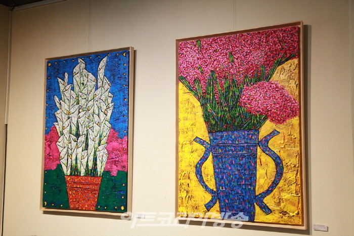 '사는 이야기' 시리즈 작품으로 개인전2