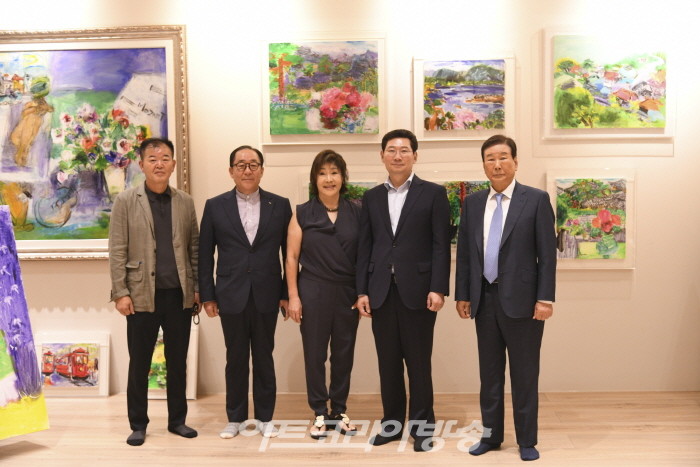 김경희 작가의 여행미학 ‘MY DREAM, MY LOVE’전