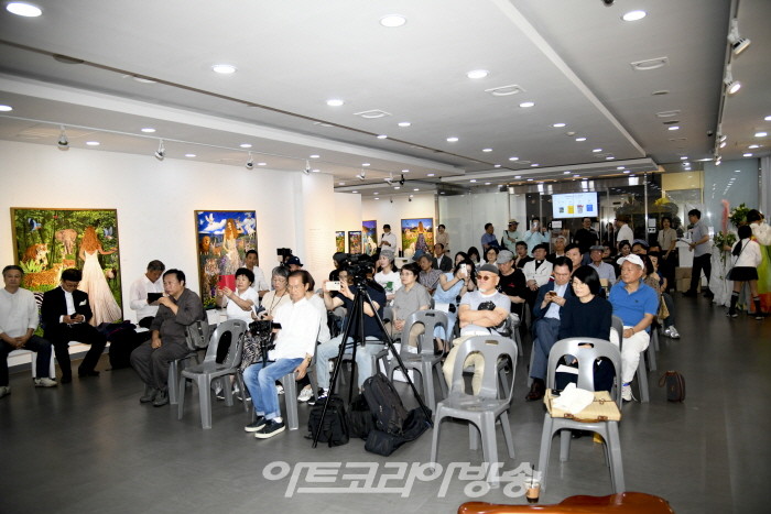 리정 개인전 ‘paradise’