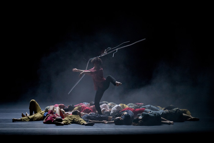 경희댄스시어터의 '우물가 살인사건–그 곳엔 사람이 산다' 공연 사진. 제공 경희댄스시어터