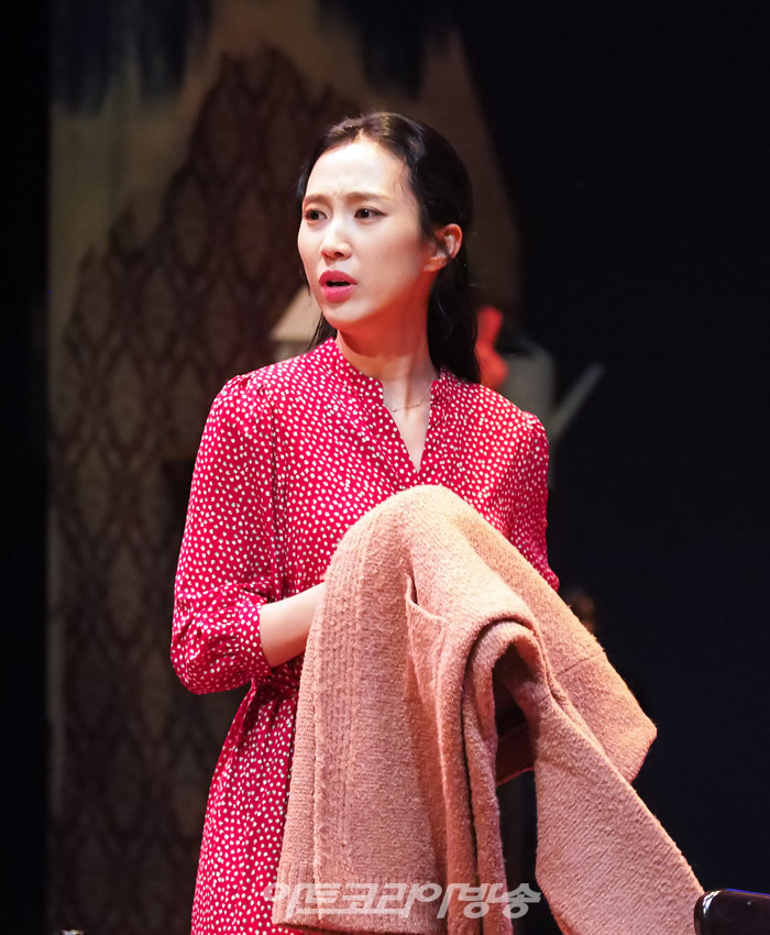 연극 '2시 22분 – A Ghost Story' 프레스콜(제니 역 박지연). 2023.07.25 사진 ⓒ아트코리아방송 이용선 기자
