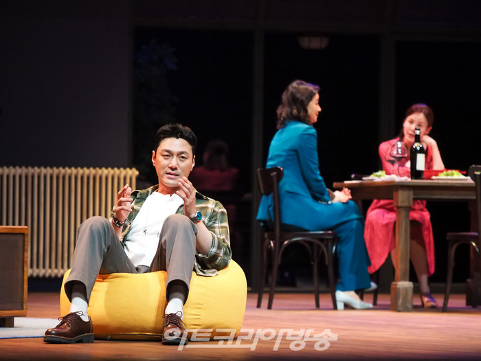 연극 '2시 22분 – A Ghost Story' 프레스콜(제니 역 아이비, 샘 역 최영준, 로렌 역 임강희). 2023.07.25 사진 ⓒ아트코리아방송 이용선 기자