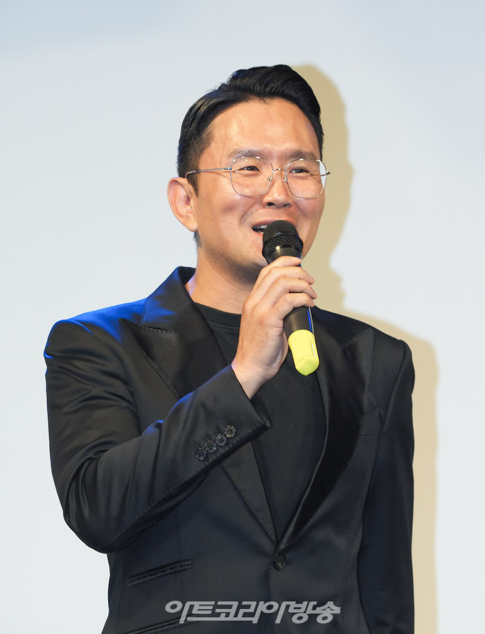 세러데이 여섯 번째 싱글 '파인드 서머'(Find Summer) 발매 기념 쇼케이스(윤형빈) 2023.07 27 사진 ⓒ아트코리아방송 이용선 기자