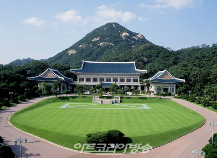 2023 '청와대 K-뮤직 페스티벌'이 추석 명절을 맞아 9월 28일부터 30일까지 3일간 청와대의 상징성을 대표하는 대정원에서 내. 외국인 관람객들을 위한 콘서트가 펼쳐질 예정이다. 제공 줌