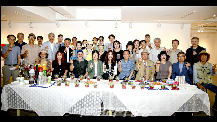 MUSE KIM 앵콜 개인전 '굿모닝! 땡큐!‘