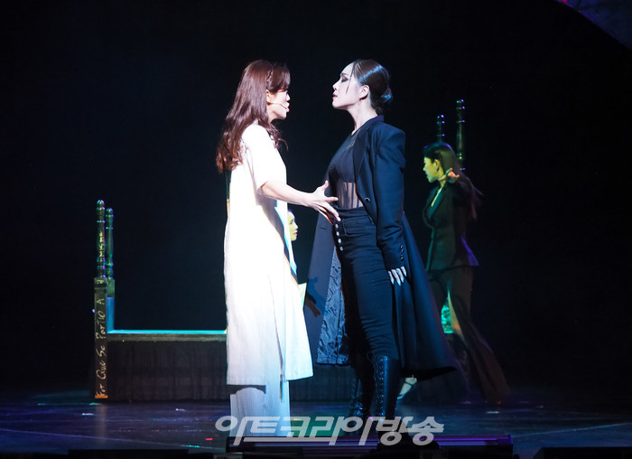 뮤지컬 '프리다' 프레스콜(프리다 칼로 역 김소향, 레플레하 역 리사, 데스티노 역 임정희, 메모리아 역 박시언). 2023.08.10 사진 ⓒ아트코리아방송 이용선 기자