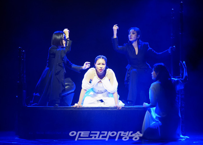 뮤지컬 '프리다' 프레스콜(프리다 칼로 역 알리, 레플레하 역 전수미, 데스티노 역 이아름솔, 메모리아 역 박시언). 2023.08.10 사진 ⓒ아트코리아방송 이용선 기자