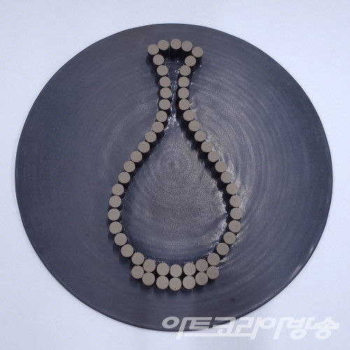 조용규 作_주병_460x460x38mm_청자토_2023