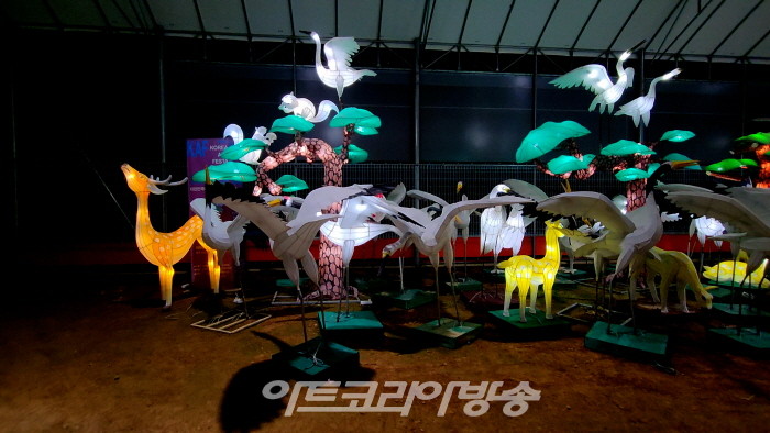 제12회 코리아아트페스타 대한민국 미술인 등축제 전시영상