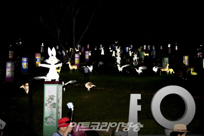 제12회 코리아아트페스타 대한민국 미술인 등축제 전시영상