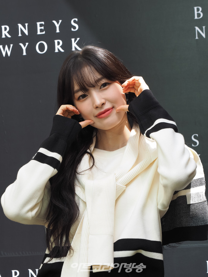 브랜드 '바니스 뉴욕' 한국 론칭 행사(오마이걸 아린) 2023.08.31 사진 ⓒ아트코리아방송 이용선 기자