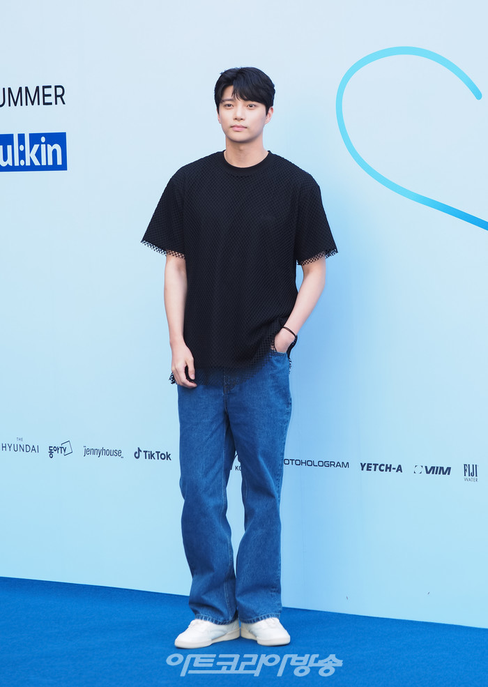 2024 SS 서울패션위크 얼킨 컬렉션 포토월 행사(배우 오승윤) 2023.09.05 사진 ⓒ아트코리아방송 이용선 기자