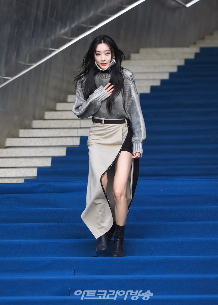 2024 SS 서울패션위크 얼킨 컬렉션 포토월 행사(달수빈) 2023.09.05 사진 ⓒ아트코리아방송 이용선 기자