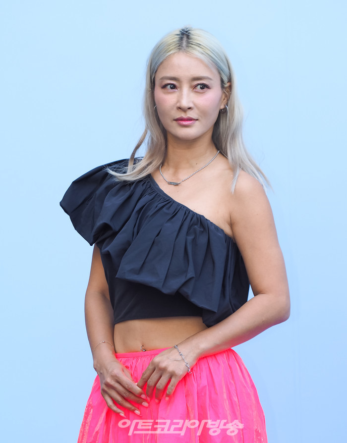 2024 SS 서울패션위크 메종니카 컬렉션 포토월 행사(황보) 2023.09.06 사진 ⓒ아트코리아방송 이용선 기자