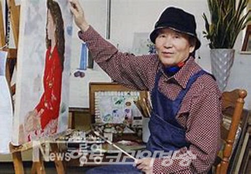 '꽃과 여인', '은백색의 화가' 김형근 화백 별세...향년 93세