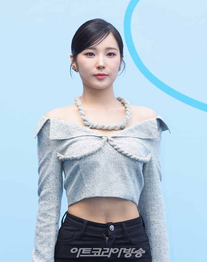 2024 SS 서울패션위크 홀리넘버세븐 컬렉션 포토월 행사(앨리스 소희) 2023.09.06 사진 ⓒ아트코리아방송 이용선 기자