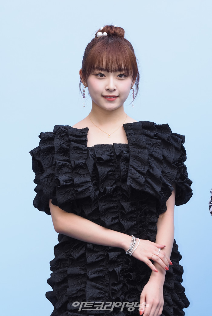 2024 SS 서울패션위크 홀리넘버세븐 컬렉션 포토월 행사(아일리원 리리카) 2023.09.06 사진 ⓒ아트코리아방송 이용선 기자